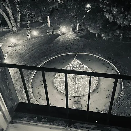 Con Cortile Privato E Splendida Vista